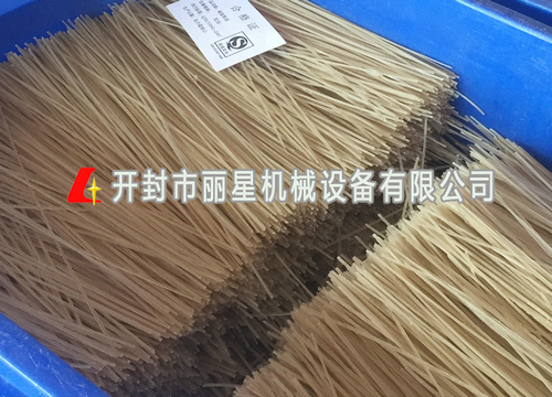 紅薯粉條機(jī)加工成品